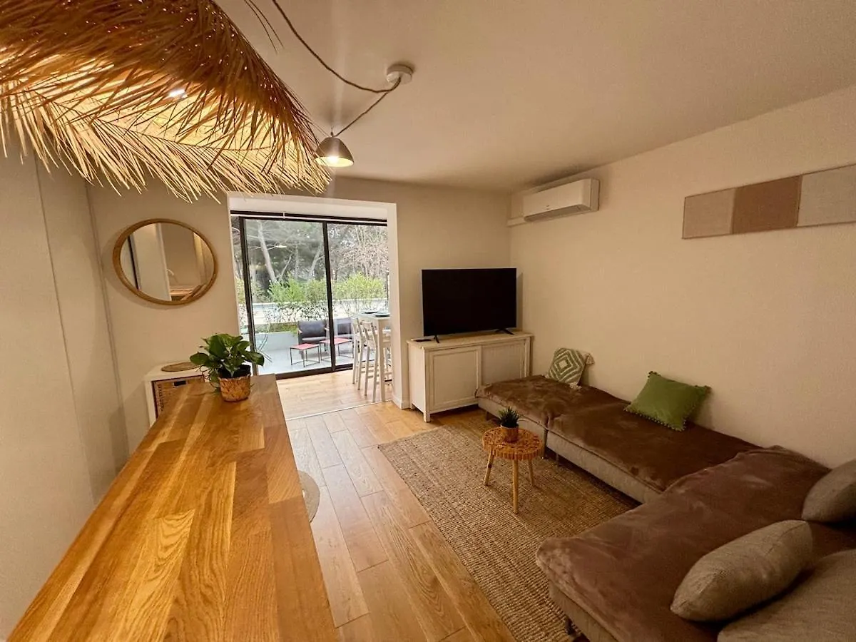 T2 En Rez-De-Jardin Avec Terrasse Privative, Residence Avec Piscine Et Tennis Six-Fours-les-Plages